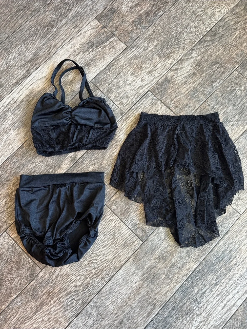 Kelle stylish black